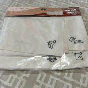 4 pcs travel cloth bags new